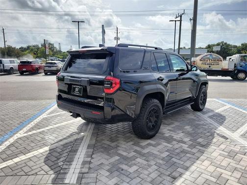 2025 Toyota 4Runner Hybrid TRD OFF-ROAD