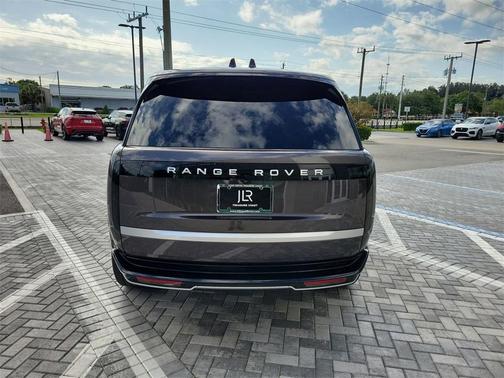 2025 Land Rover Range Rover AUTOBIOGRAPHY