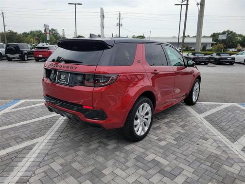 2022 Land Rover Discovery Sport R-Dynamic SE