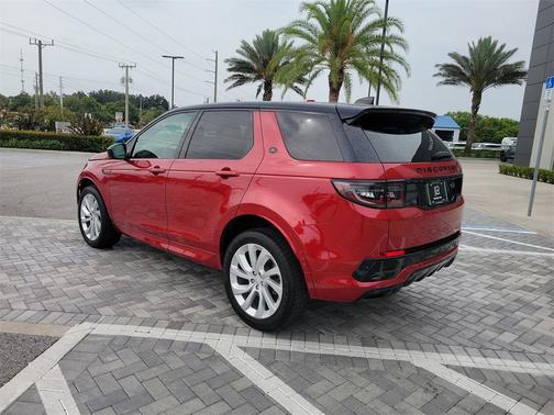 2022 Land Rover Discovery Sport R-Dynamic SE
