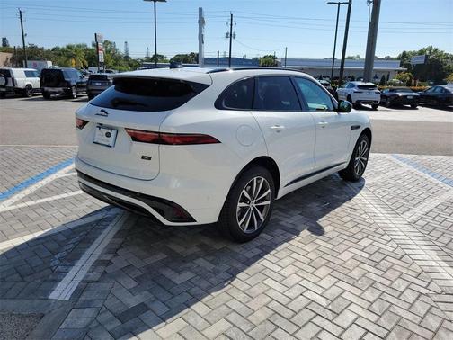 2026 Jaguar F-PACE P250 R-Dynamic S