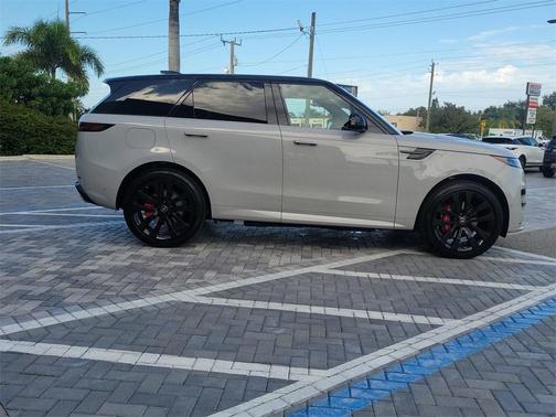 2025 Land Rover Range Rover Sport P460 Dynamic SE