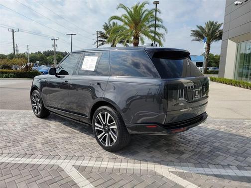 2023 Land Rover Range Rover P400 SE