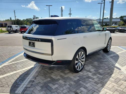 2025 Land Rover Range Rover AUTOBIOGRAPHY