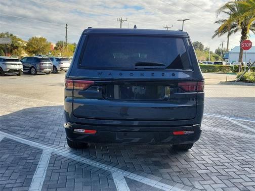 2024 Jeep Wagoneer Series II