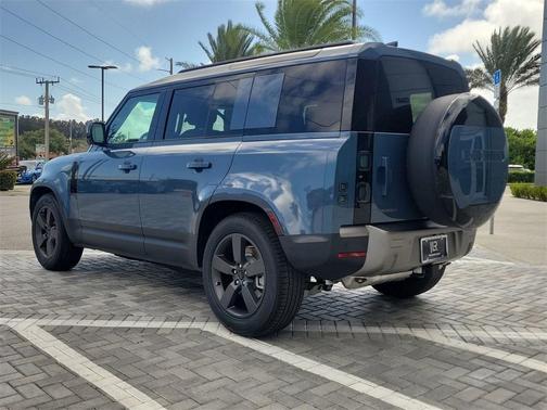 2026 Land Rover Defender S