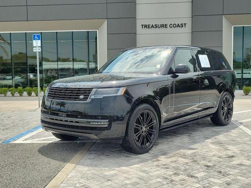 Santorini Black 2025 Land Rover Range Rover P400 SE 7 Seat