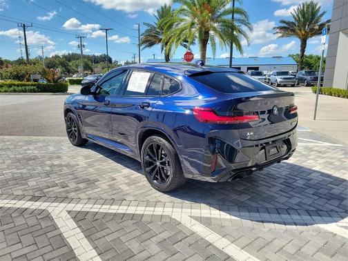 2023 BMW X4 M40i