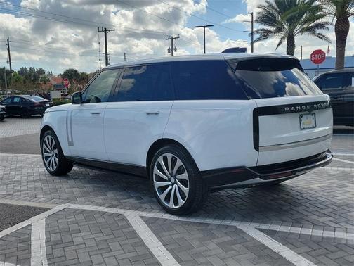 2025 Land Rover Range Rover AUTOBIOGRAPHY