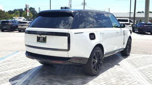 2025 Land Rover Range Rover P530 SE 7 Seat