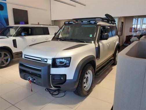 2024 Land Rover Defender P300