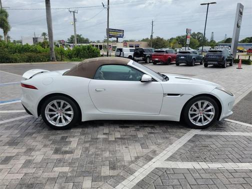 2017 Jaguar F-TYPE Premium