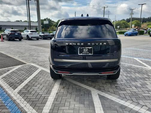 2025 Land Rover Range Rover AUTOBIOGRAPHY