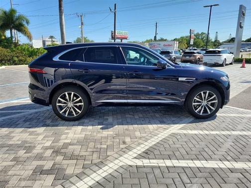 2026 Jaguar F-PACE P400 R-Dynamic S