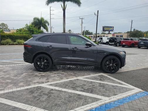 2026 Jaguar F-PACE P400 R-Dynamic S