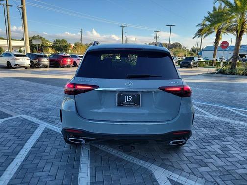 2025 Mercedes-Benz GLE 450e 4MATIC