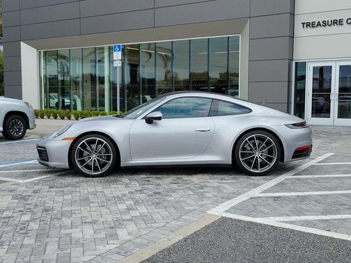 Chalk 2024 Porsche 911 Carrera 4