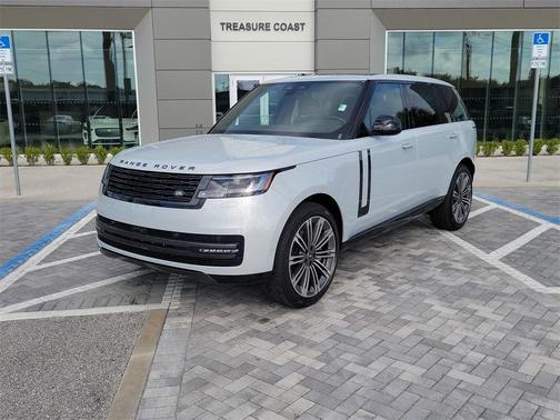 2025 Land Rover Range Rover P530 SE 7 Seat