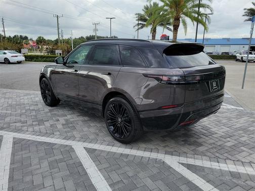 2026 Land Rover Range Rover Velar P400 Dynamic SE