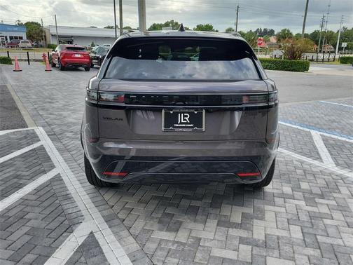 2026 Land Rover Range Rover Velar P400 Dynamic SE