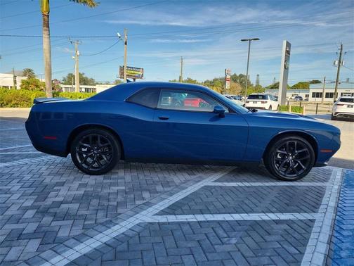 2021 Dodge Challenger SXT