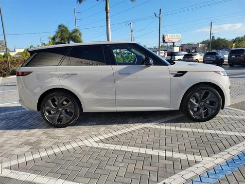 2025 Land Rover Range Rover Sport P530 Dynamic SE