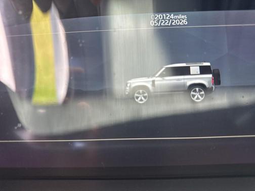 Fuji White 2023 Land Rover Defender SE