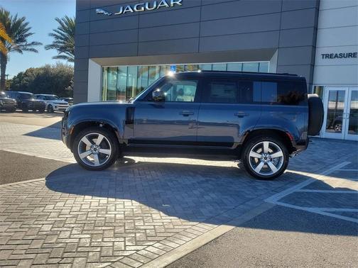 2026 Land Rover Defender P400 X-Dynamic SE