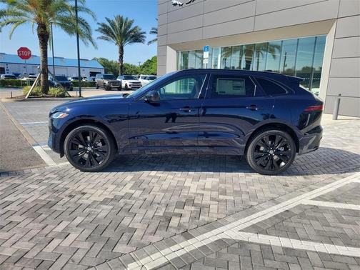 2026 Jaguar F-PACE P400 R-Dynamic S