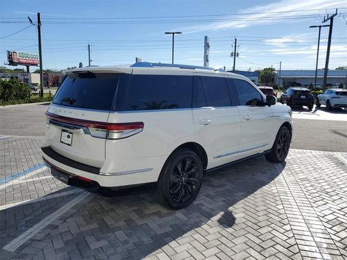 2022 Lincoln Navigator Reserve