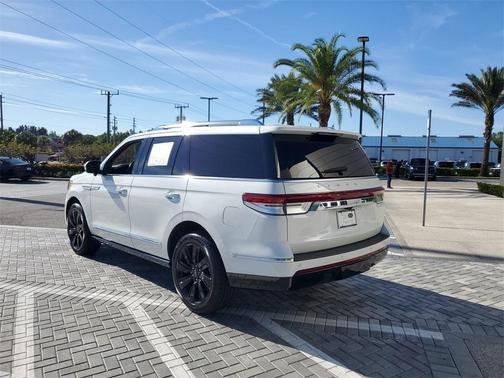 2022 Lincoln Navigator Reserve