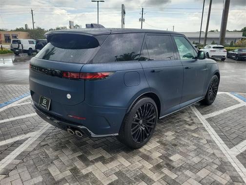 2025 Land Rover Range Rover Sport P635 SV Edition Two