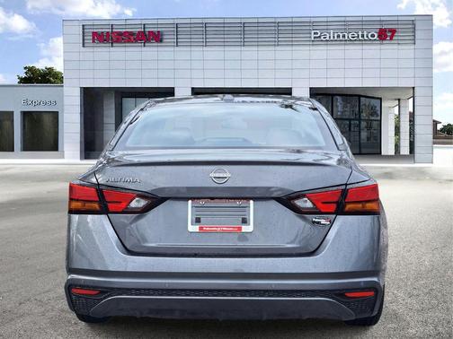 Gun Metallic 2025 Nissan Altima S