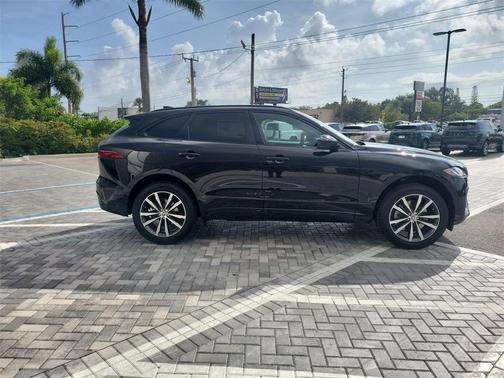 2026 Jaguar F-PACE P250 R-Dynamic S
