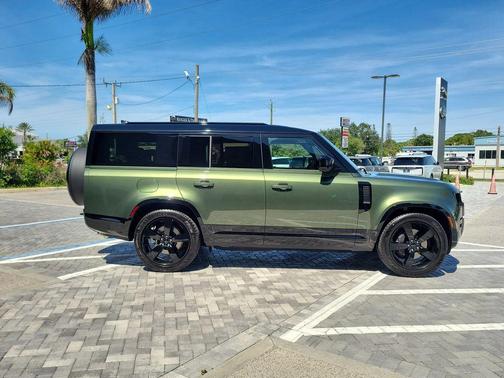 Woolstone Green 2026 Land Rover Defender P400 X-Dynamic SE