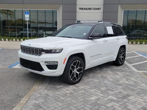 2023 Jeep Grand Cherokee Summit