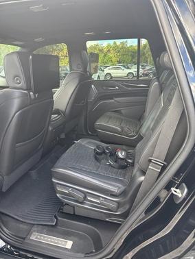 2023 Cadillac Escalade Sport Platinum