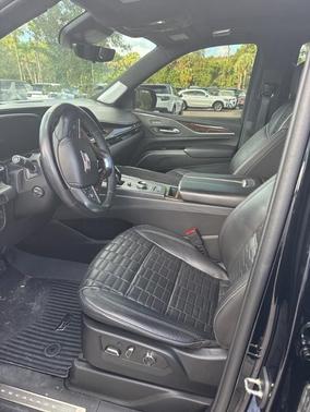 2023 Cadillac Escalade Sport Platinum