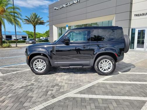 2025 Land Rover Defender P300 S