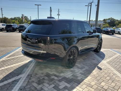 2023 Land Rover Range Rover P400 SE