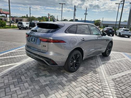 2026 Jaguar F-PACE P250 R-Dynamic S