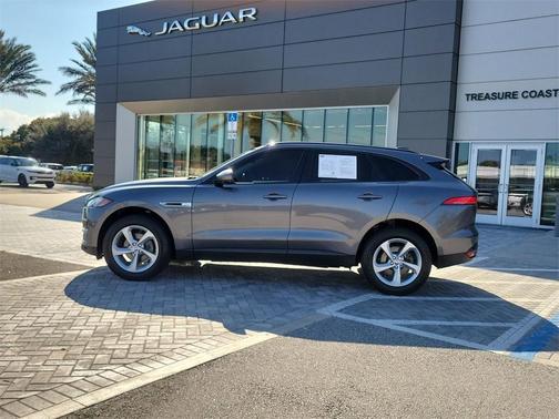 2018 Jaguar F-PACE 25t Premium