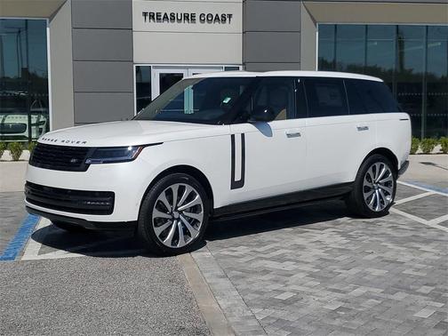 2025 Land Rover Range Rover P400 SE 7 Seat