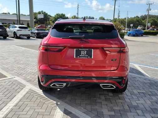2026 Jaguar F-PACE P400 R-Dynamic S