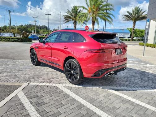 2026 Jaguar F-PACE P400 R-Dynamic S