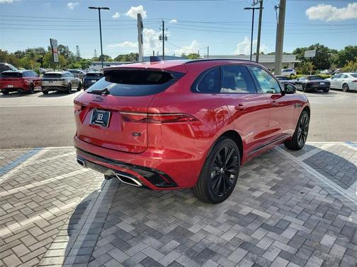 2026 Jaguar F-PACE P400 R-Dynamic S