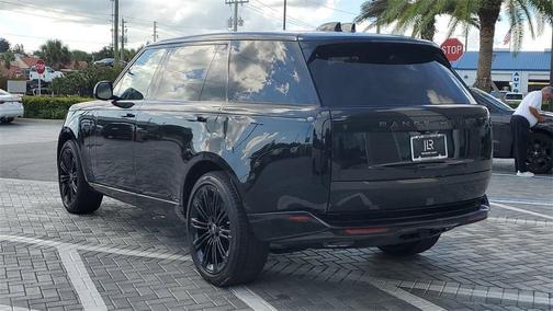 2025 Land Rover Range Rover P400 SE 7 Seat