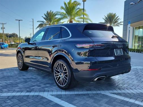 2021 Porsche Cayenne Base