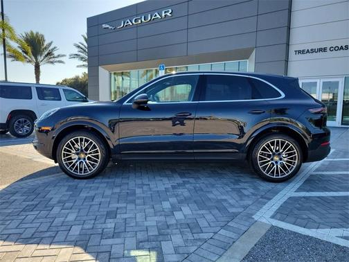 2021 Porsche Cayenne Base