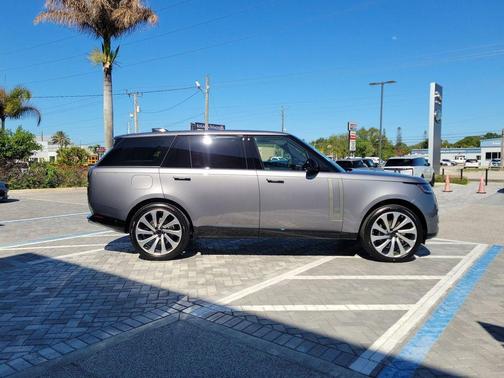 Eiger Grey 2026 Land Rover Range Rover P530 SE 7 Seat